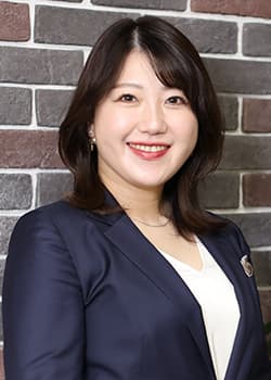 出羽桃子