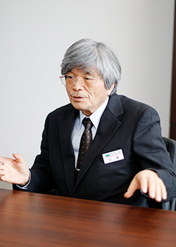石亀一昭