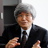 石亀一昭