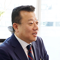野澤靖久