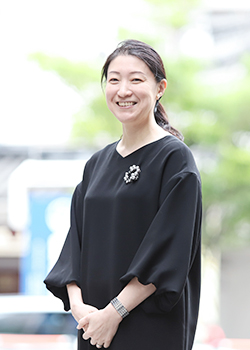 塚原月子