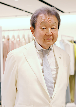 八木雄三
