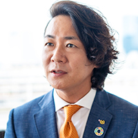 山口寛